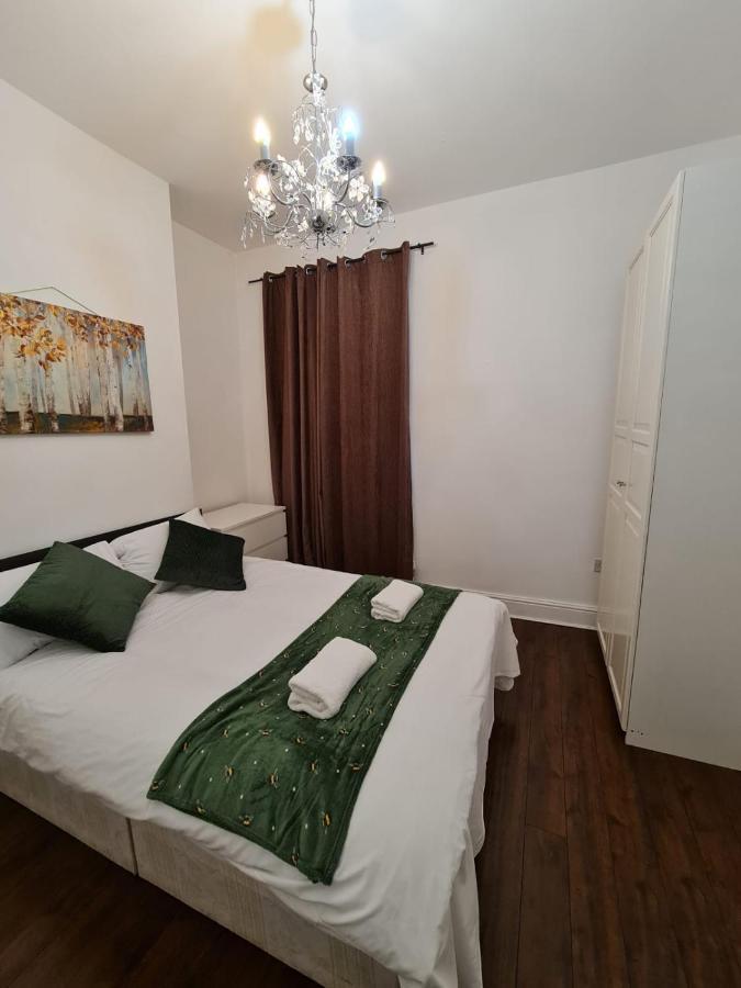 Canary Wharf Holiday Rooms 伦敦 外观 照片