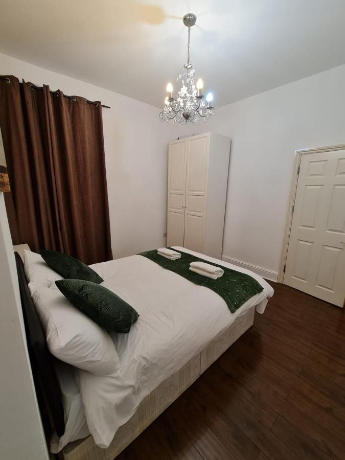 Canary Wharf Holiday Rooms 伦敦 外观 照片