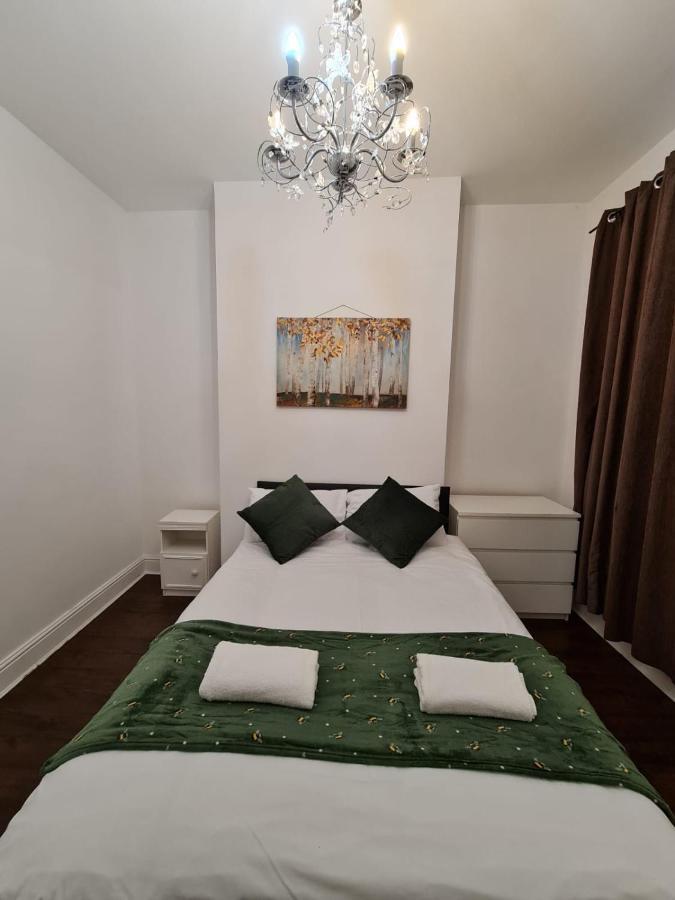 Canary Wharf Holiday Rooms 伦敦 外观 照片