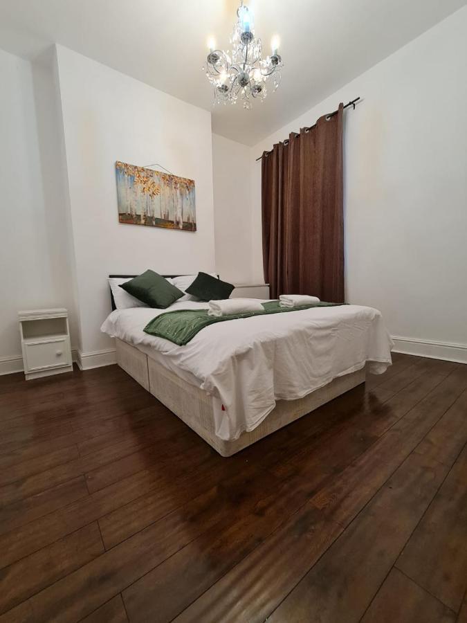 Canary Wharf Holiday Rooms 伦敦 外观 照片