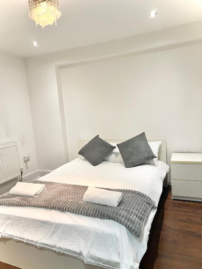 Canary Wharf Holiday Rooms 伦敦 外观 照片