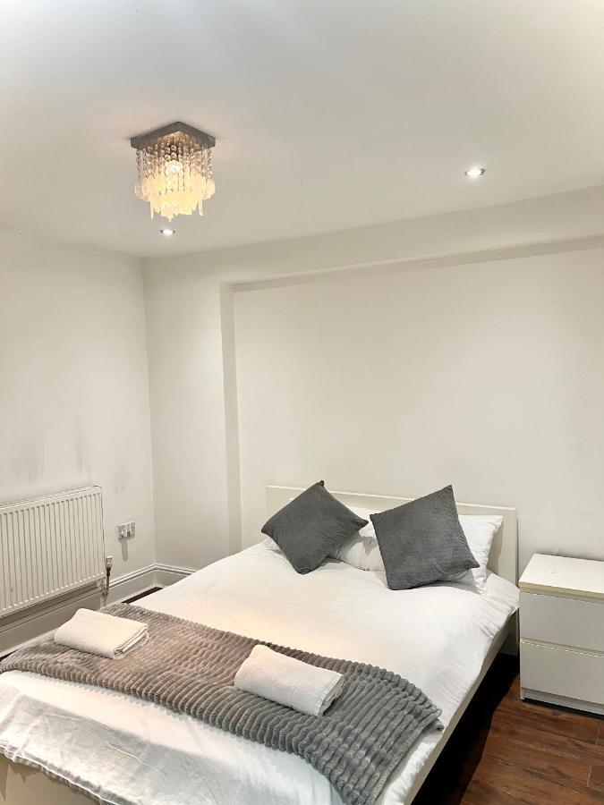 Canary Wharf Holiday Rooms 伦敦 外观 照片