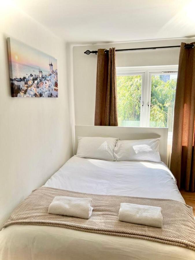 Canary Wharf Holiday Rooms 伦敦 外观 照片