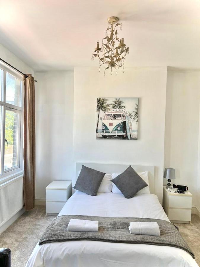 Canary Wharf Holiday Rooms 伦敦 外观 照片
