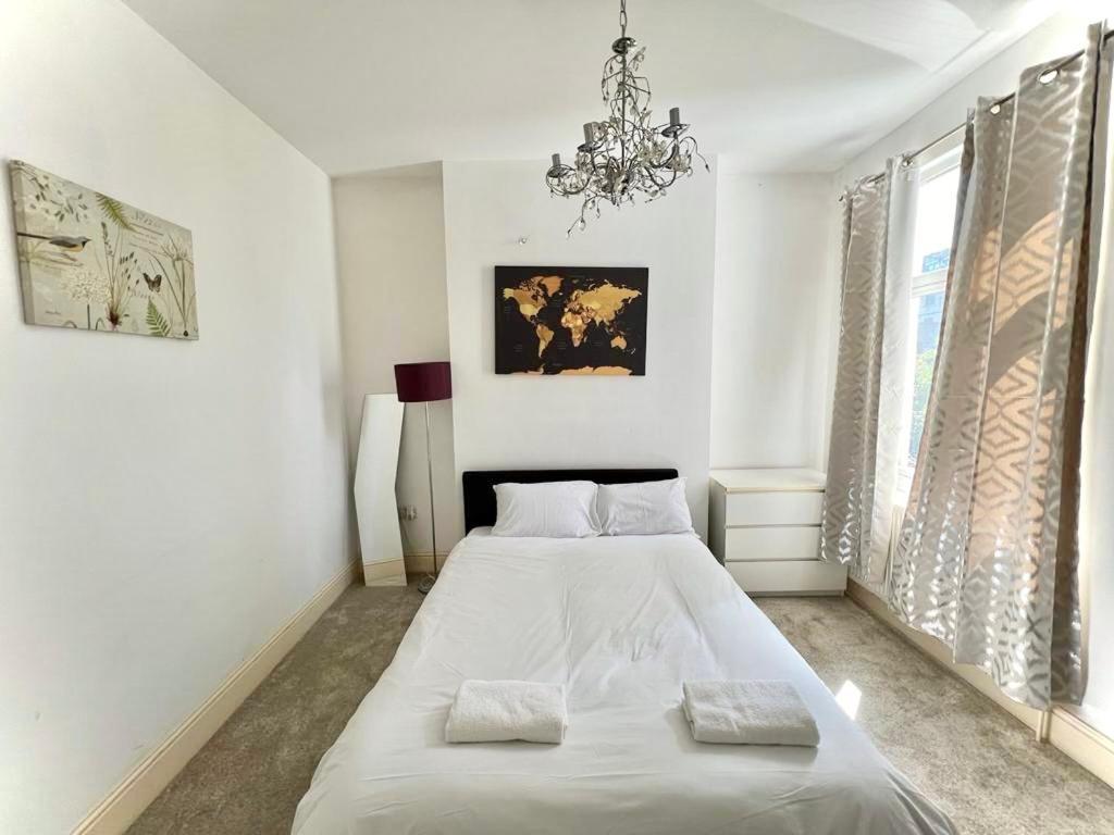 Canary Wharf Holiday Rooms 伦敦 外观 照片